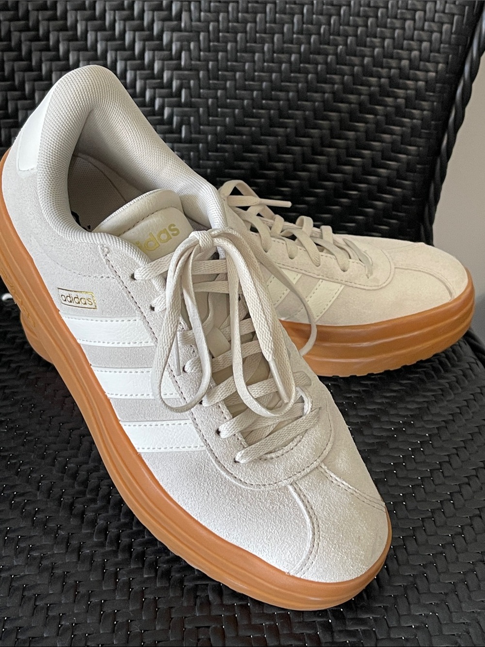 adidas Women’s Cream Suede Sneakers with Gum Sole Size 8.5
